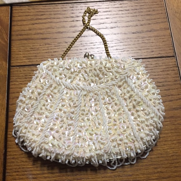 LaRegale Handbags - LaRegale sequin beaded bag